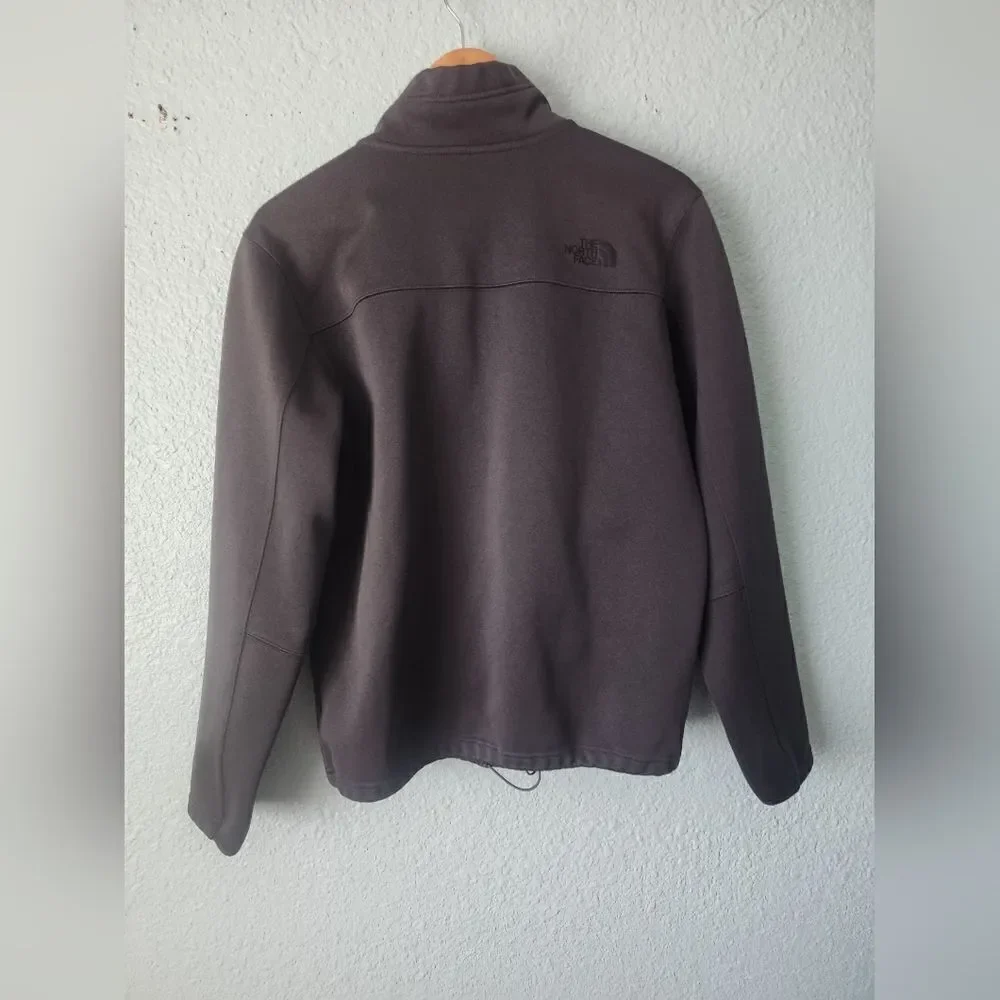 The North Face Men's Black Jacket Zip Up